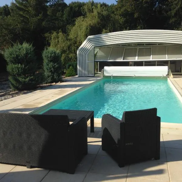 Logis Hôtel DOMAINE du MOULIN, hotelli kohteessa Saint-Avold