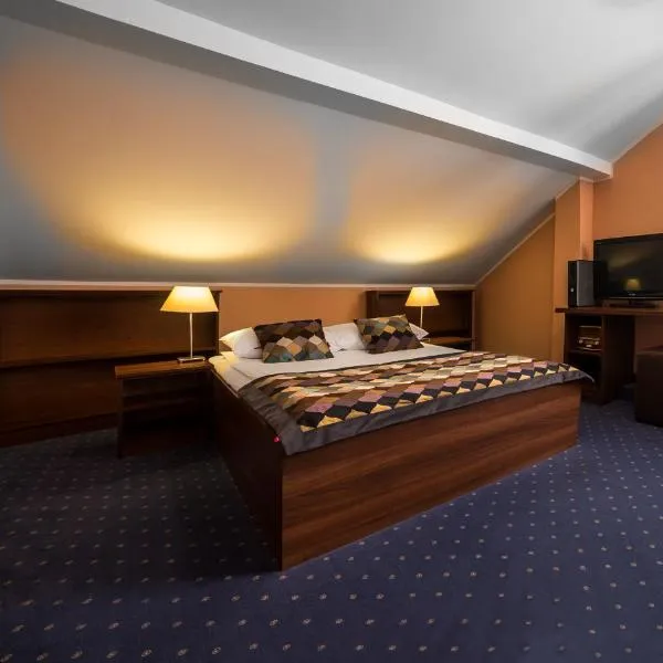 Hotel Colnus, hotel v destinaci Kolno