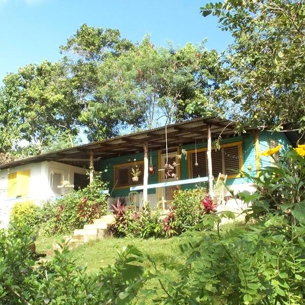 Ecotopía Park, hotel v mestu El Hoyo del Cacao