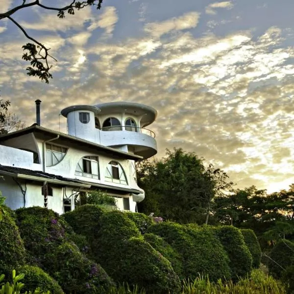 Finca Rosa Blanca Coffee Farm and Inn、エレディアのホテル