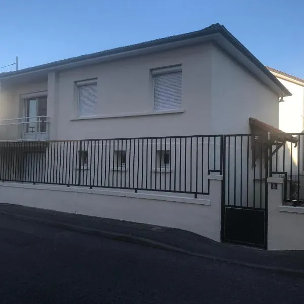 Gite Le Logis Dauphinois, hotel en Roussillon en Isère