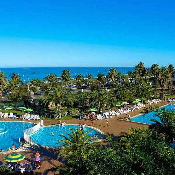IHR Residence Hotel Le Terrazze, khách sạn ở Grottammare
