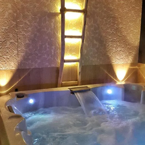 Piccolo Relais Galletto di Marzo Spa e relax solo per due, hotel v destinaci Paciano