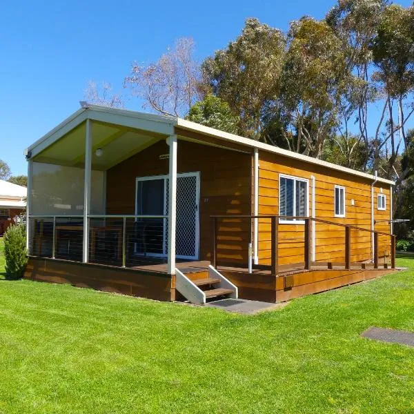 Pelican Waters Holiday Park, hotelli kohteessa Port Fairy