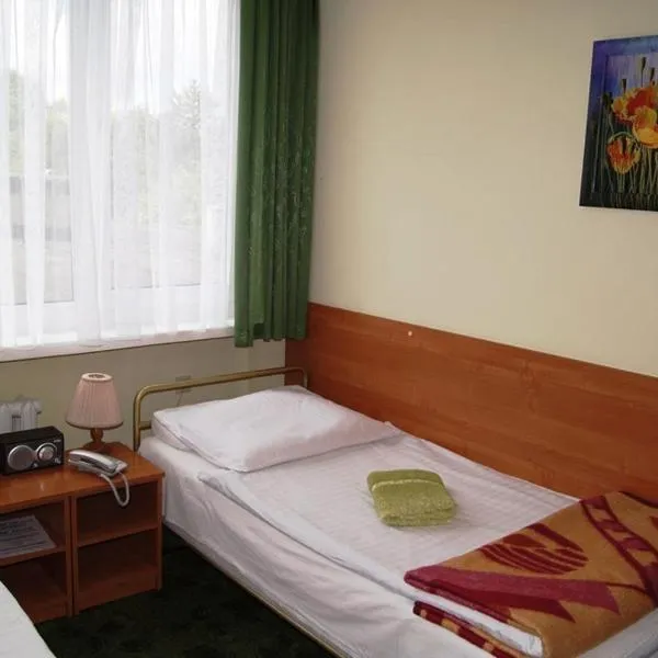 HOTEL ODR, hotel en Trzebiechów