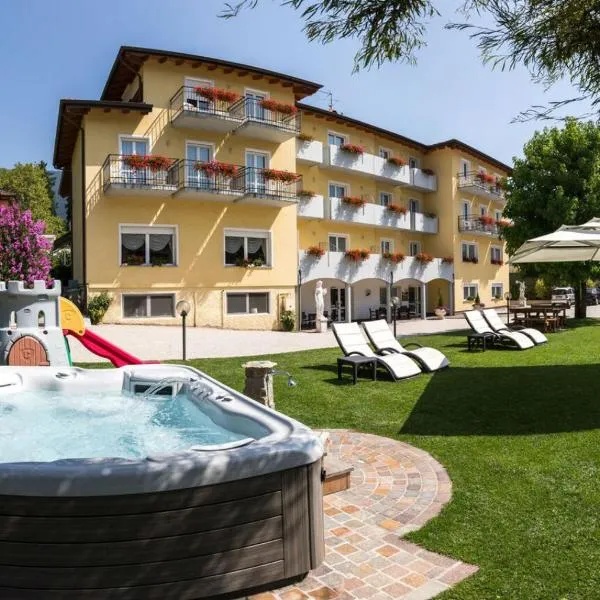 Hotel Daniela, hotel en Levico Terme