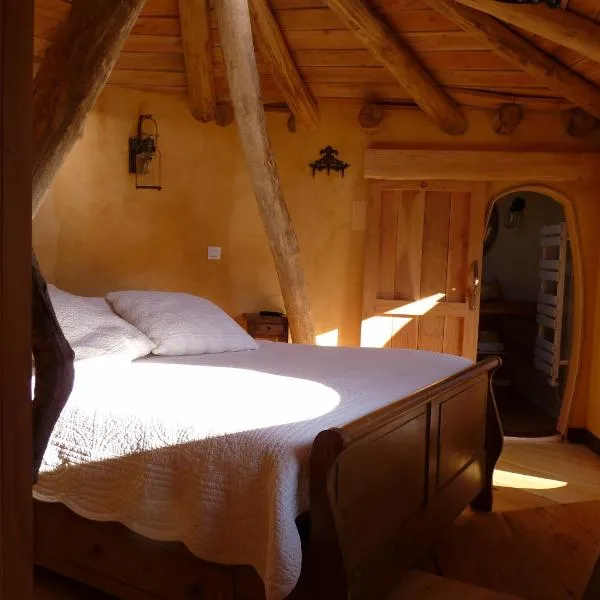 Cabane-hobbit de Samsaget, hotel di Eyvignes-et-Eybènes