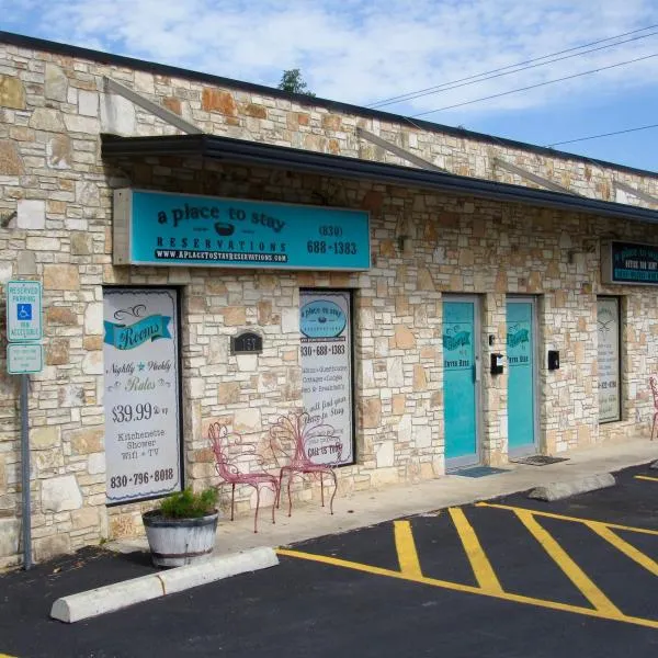 반데라에 위치한 호텔 A Place to Stay Rooms