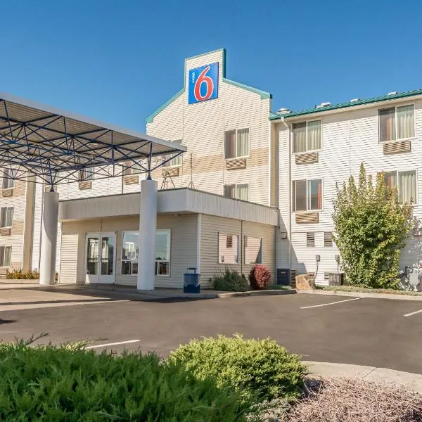 Motel 6-Redmond, OR, hotel v destinaci Redmond