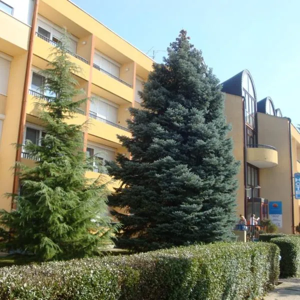 Hotel Napsugar, hotel v destinaci Hévíz