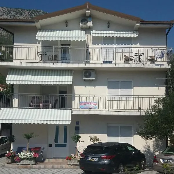 Apartment Vesna, hotel en Podaca