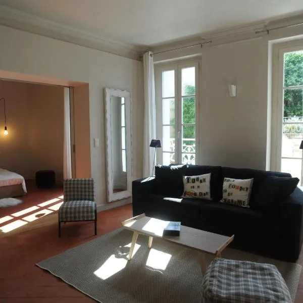 Les Chambres d'Andrea, hotel in Marseillan