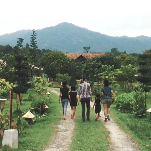 Happy Paradise, hôtel à Janda Baik