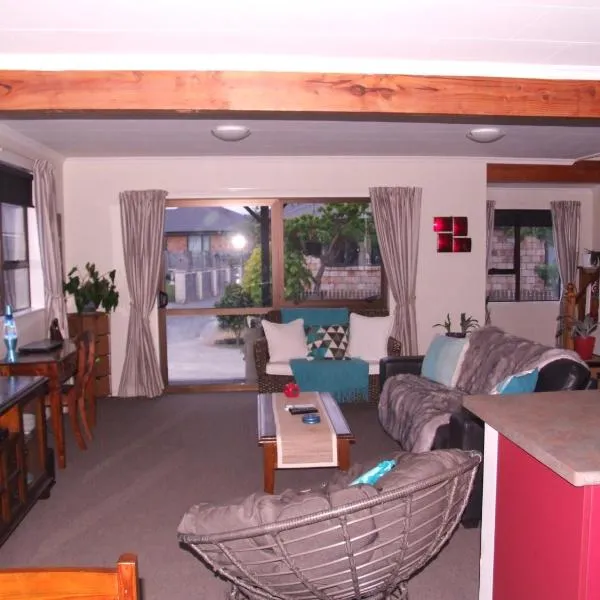 Annie's BnB at 7C, hotel di Kaituna