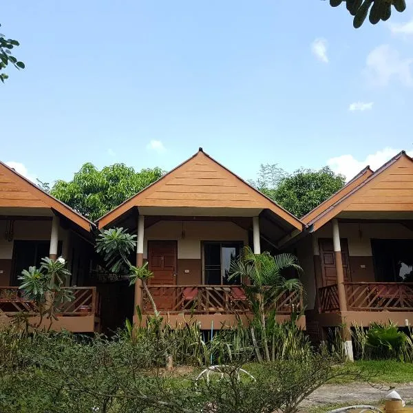 Chilling Hill Guesthouse, hotel in Pai