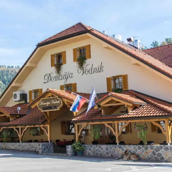 Domačija Vodnik & Apartments, hotel di Cerklje na Gorenjskem