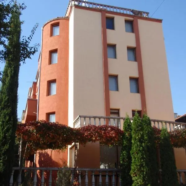 Family Hotel Saint Iliya, hotel in Burgas