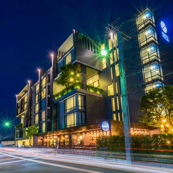 Onix Hotel Bangkok, hotelli kohteessa Bang Kapi