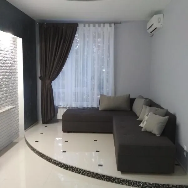 Apartment on Tytova 8, готель у місті Новоолександрівка