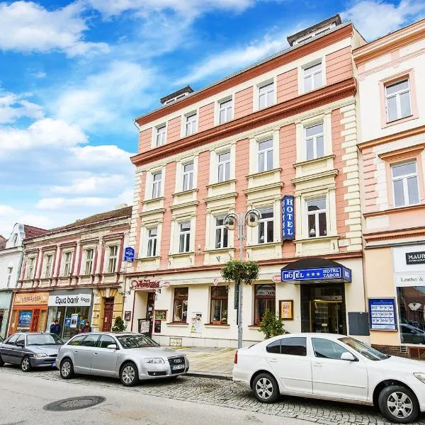 Hotel Tábor, hotel en Tábor