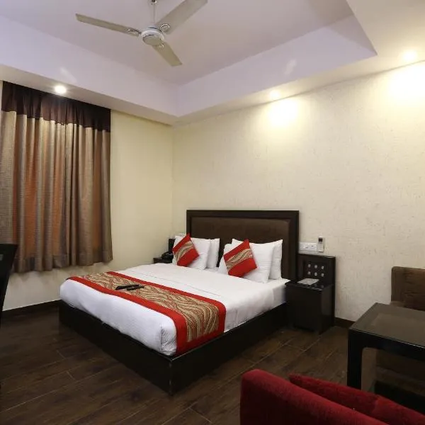 Hotel Kingston Park, hotel di Delhi