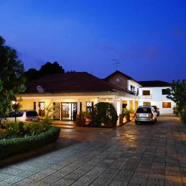 Lavender Lodge Hotel, hotel em Achimota