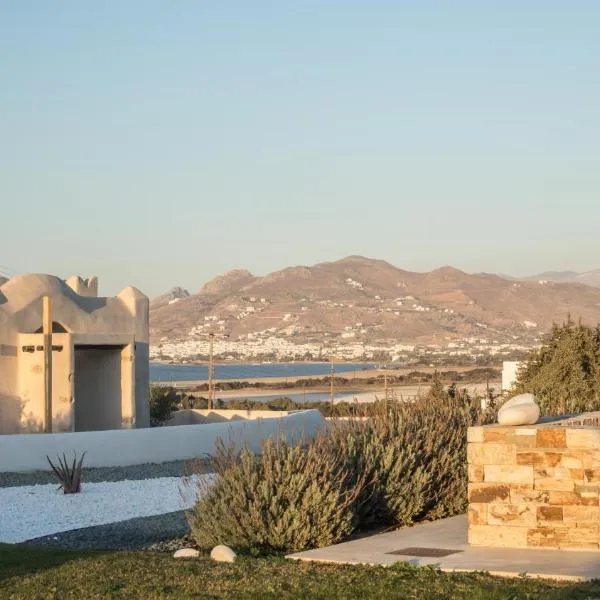 Naxos Euphoria Suites: Stelida şehrinde bir otel