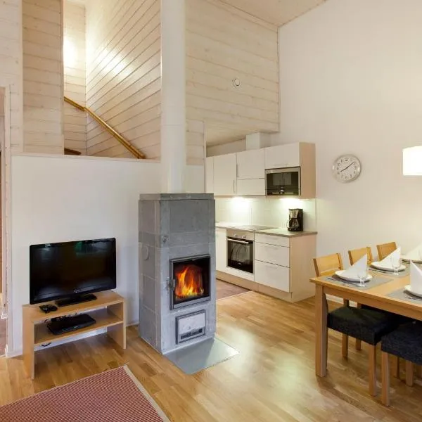 Holiday Club Ylläs Apartments and Cottages, hotel v destinaci Äkäslompolo