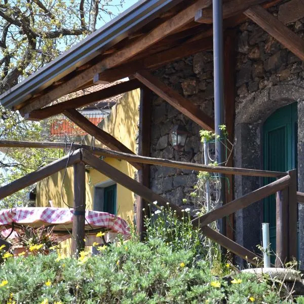 Casa Vacanza La Papuzza Mare e Etna, hotel en Mascali