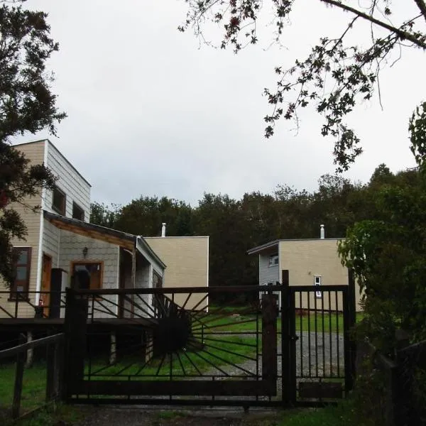 Cabañas Sol de Aucar, hotel in Tenaún