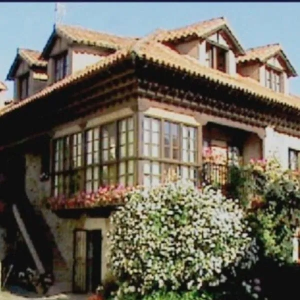 Posada La Casona De Ucieda, hotel v destinácii Ucieda de Arriba