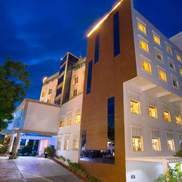 Hotel Atithi, hotell i Villianur