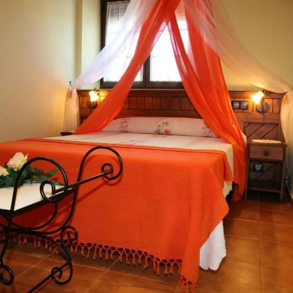 Apartamentos Toraya, hotel in Hoz de Anero