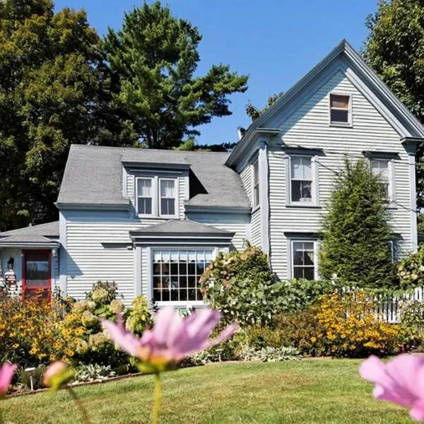 Black Lantern B&B, hotel in Bowdoinham