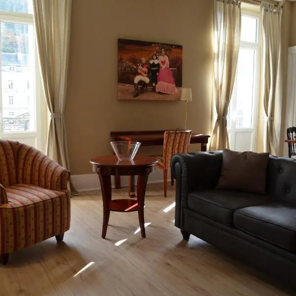 L'Empereur, sa Femme et le petit Prince, hotel v destinácii Plombières-les-Bains