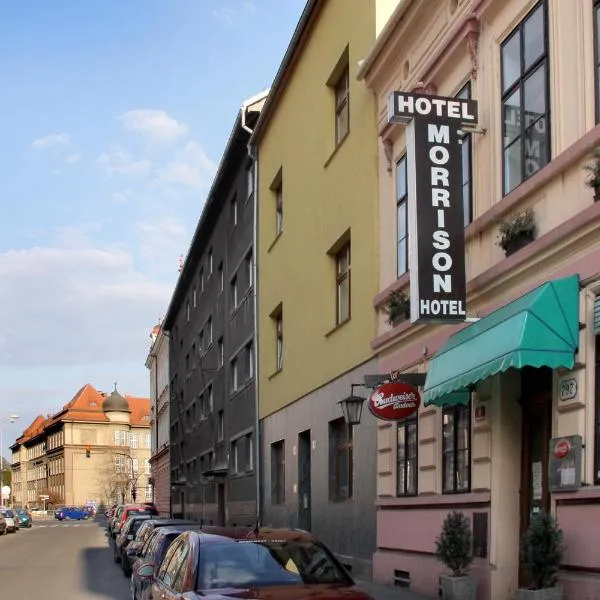 Penzion Hotel Morrison, хотел в Tlučná