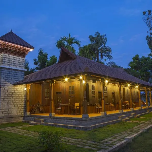 Kuttichira Heritage Home, hotel in Alleppey