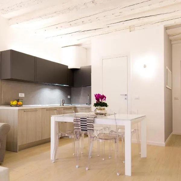 " CASA SAVONAROLA " centro storico, hotel in Padova