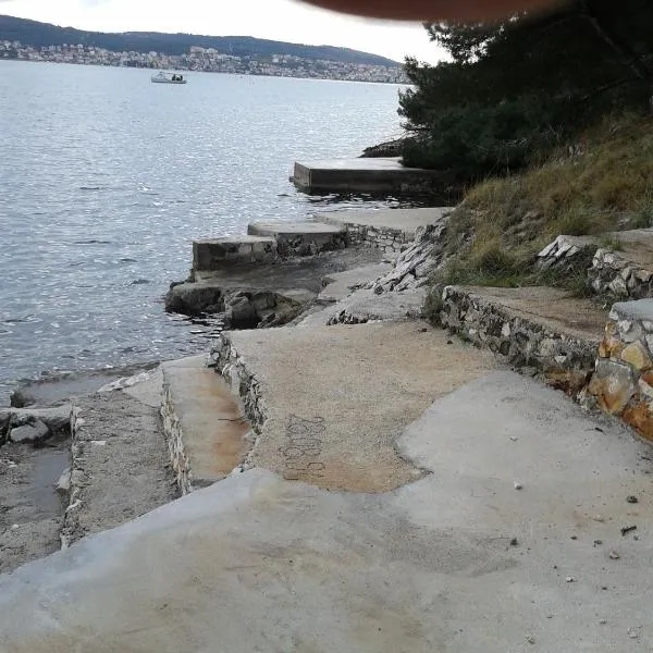 Gogi apartman, hotel v destinaci Okrug Donji