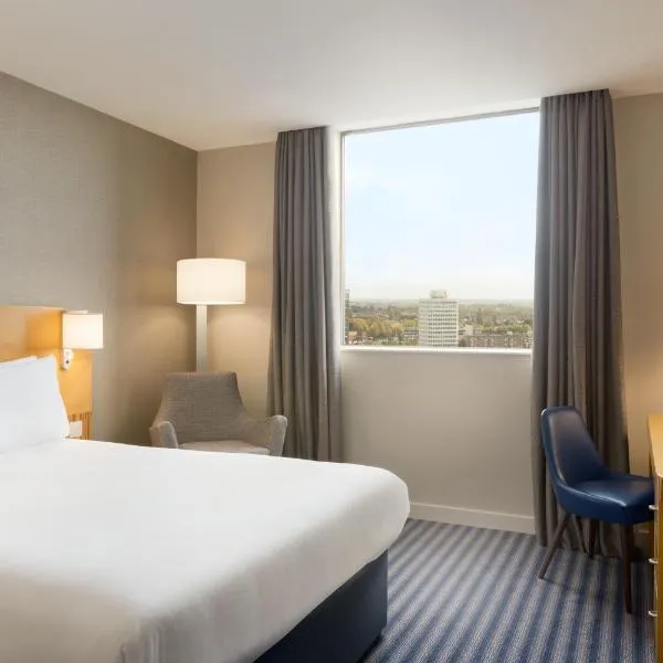 Ramada Hotel & Suites by Wyndham Coventry, hotel v destinaci Coventry
