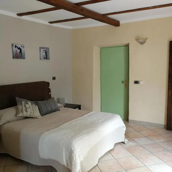 Locanda Montecarlo, hotel Lesegnóban