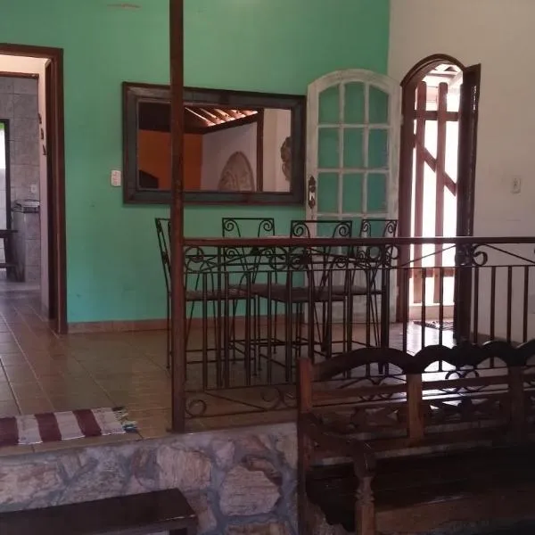 casas temporada em Tiradentes do mazinho, hotel en Santa Cruz de Minas