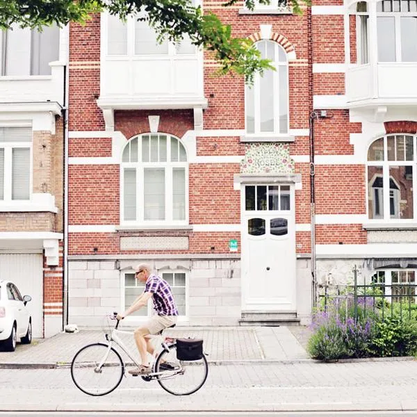 B&B Villa des Roses, hotel v destinaci Hasselt