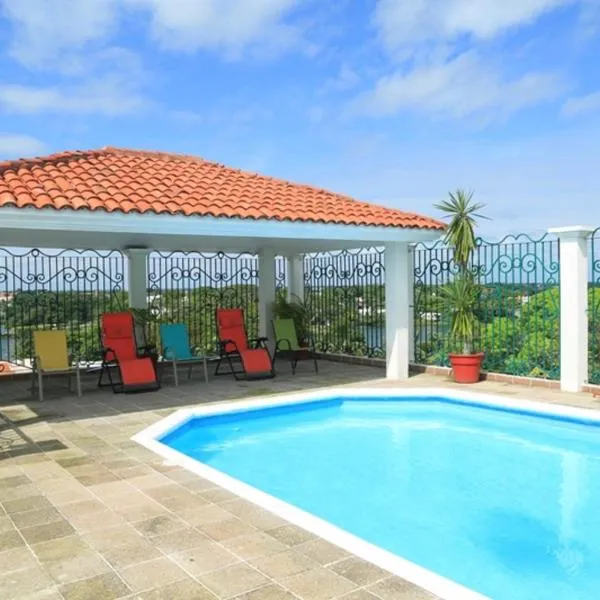Hotel & Suites Real del Lago, hotel v destinaci Villahermosa
