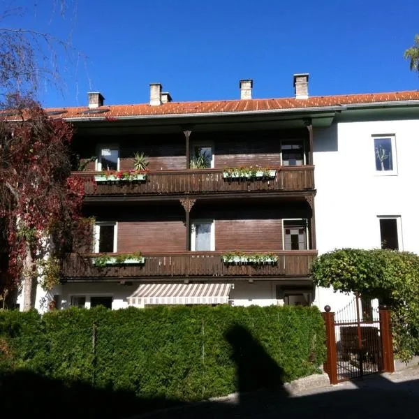 Ferienwohnung Lienz Egger, hotel v mestu Lienz