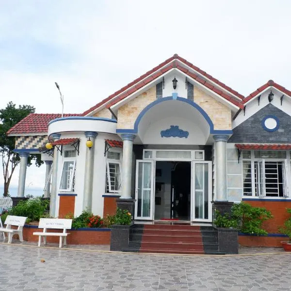 Hanh Mai Hotel: An Thoi şehrinde bir otel