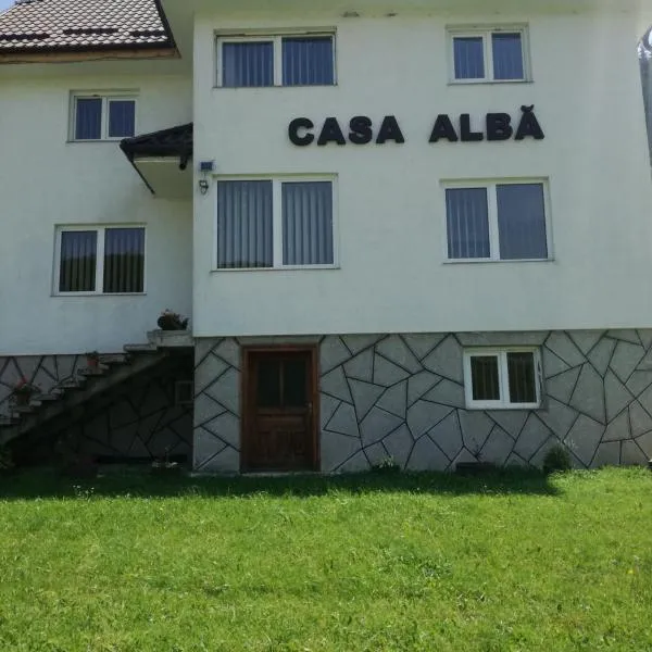 Casa Alba, hótel í Fundata