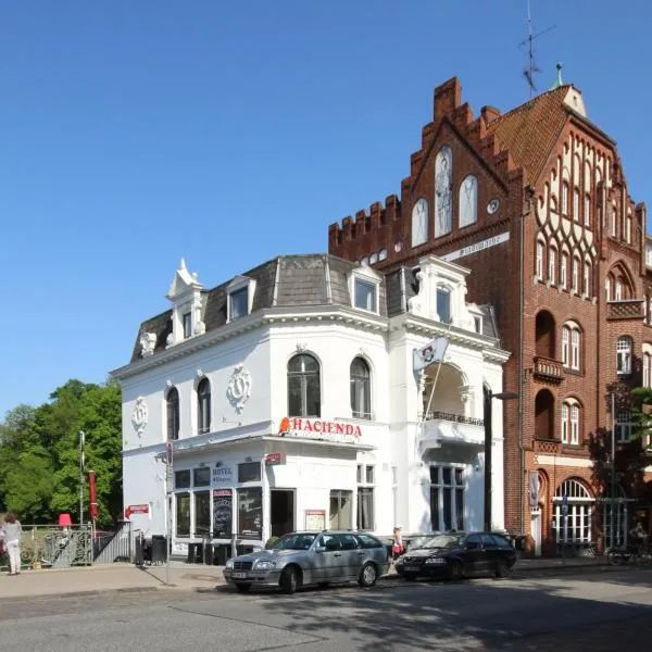 Hotel Excellent, hótel í Lübeck