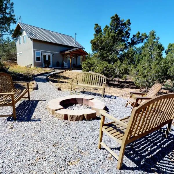 The Cedars Country Cottage, Solitude, Amazing Night Skies!!, hotel v mestu Blanding