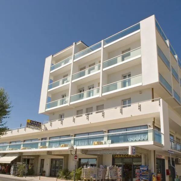 Viesnīca Hotel Igea Spiaggia pilsētā Bellarija–Idžea Marina